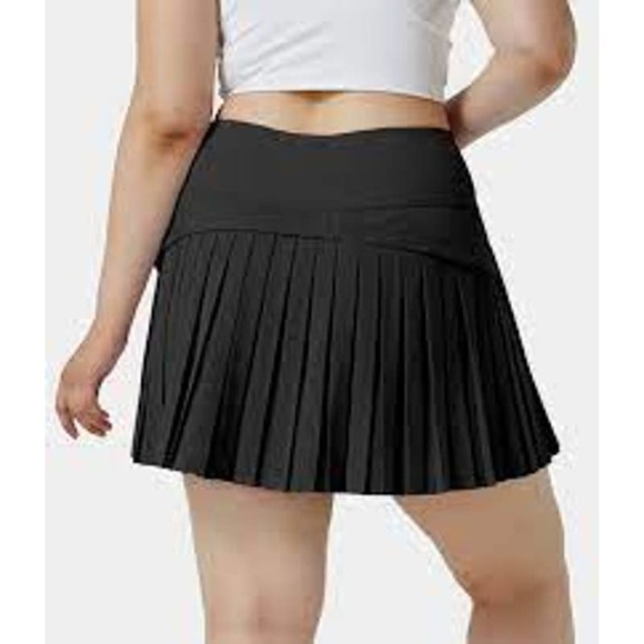 halara Dresses & Skirts - Halara In My Feels Cloudful Air Pleated Plus Size Skirt Size 1X Black NWT